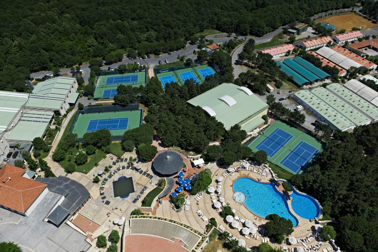 Kemer Country Hotel Istanbul Zekeriyaköy Exterior foto